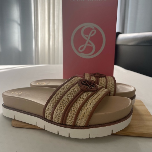 Brand New Sam Edelman and Libby Sandals Size 7.5US - Picture 8 of 10